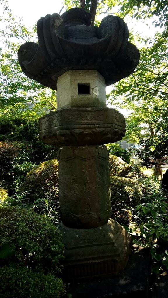 寛永寺石灯籠
