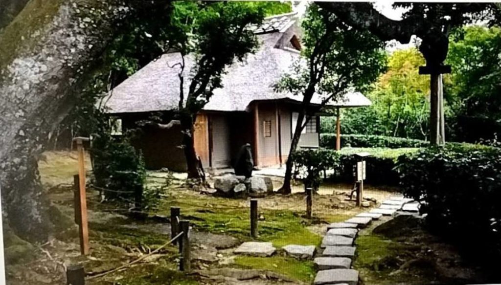金福寺の芭蕉庵